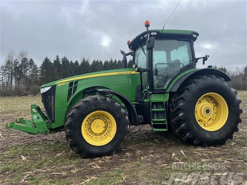 John Deere 8335R Tractores