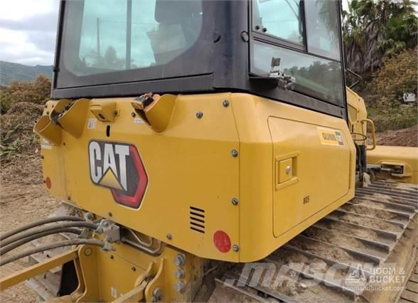 CAT D3 Buldozer sobre oruga