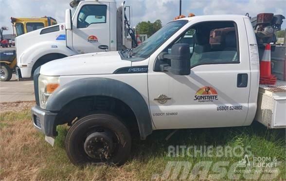 Ford F550 Vehículos municipales multiusos