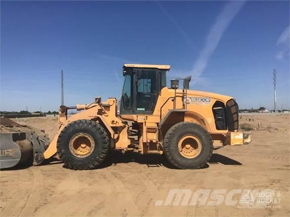 Hyundai HL960 Cargadoras sobre ruedas