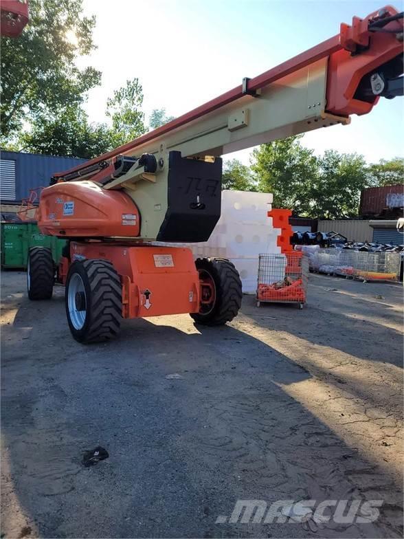 JLG 1250AJP Plataformas con brazo de elevación manual