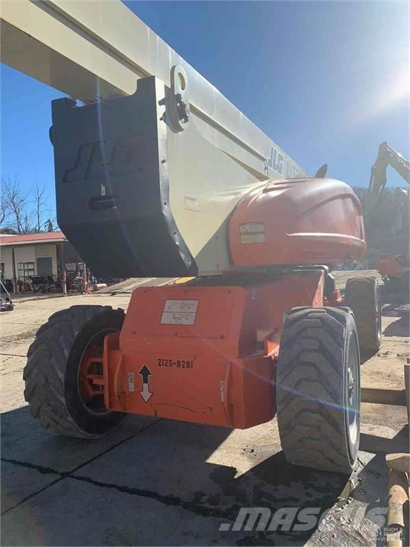 JLG 1250AJP Plataformas con brazo de elevación manual