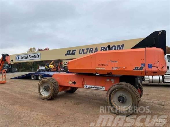 JLG 1350SJP Plataformas con brazo de elevación telescópico