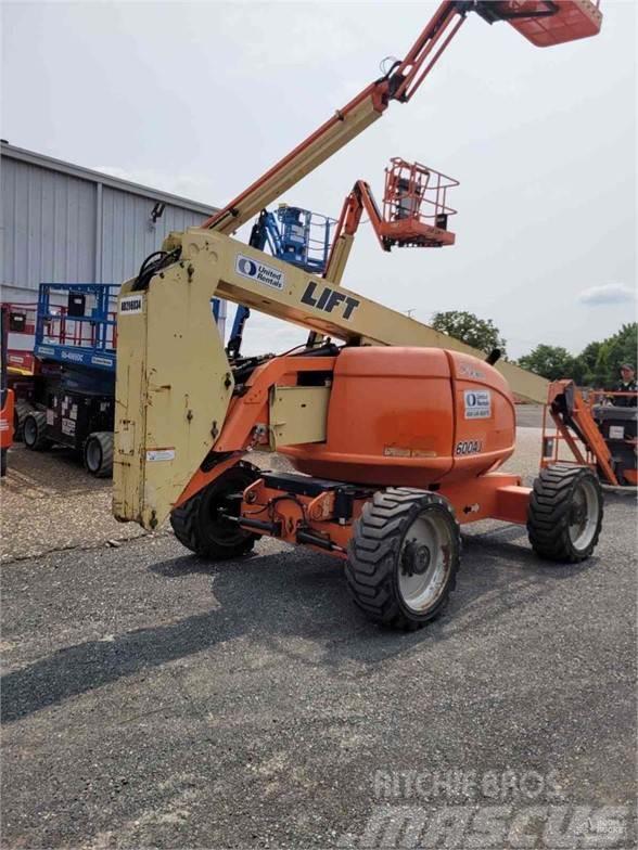 JLG 600AJ Plataformas con brazo de elevación manual