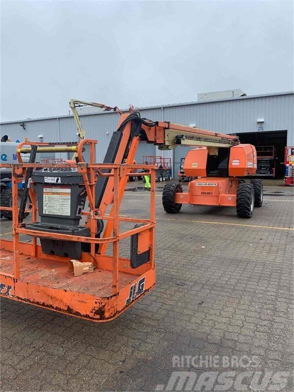 JLG 660SJ Plataformas con brazo de elevación telescópico