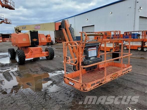 JLG 800AJ Plataformas con brazo de elevación manual