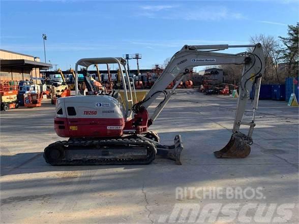 Takeuchi TB260 Excavadoras sobre orugas