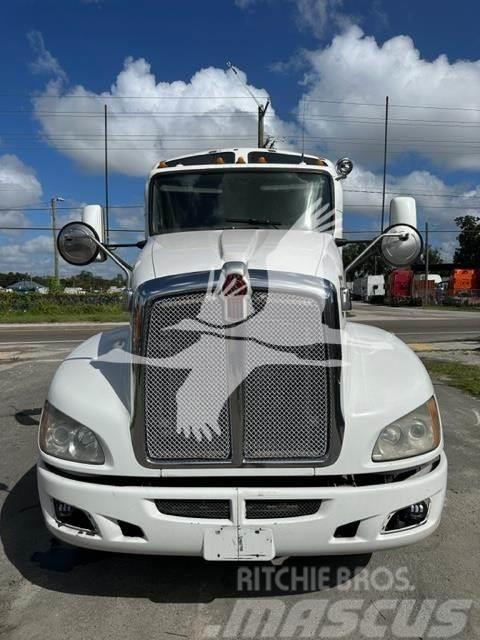 Kenworth T660 Camiones tractor