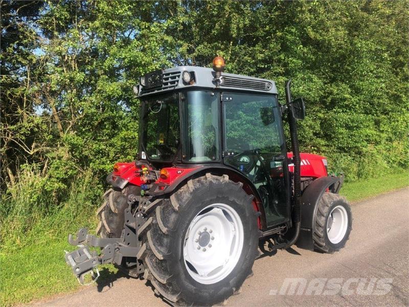 Massey Ferguson 3650S Kompakt traktor Tractores