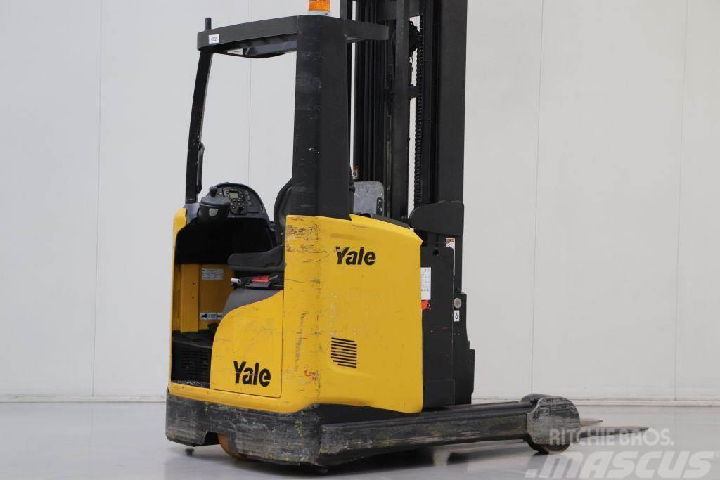 Yale MR20HD Montacargas de alcance de gran altura