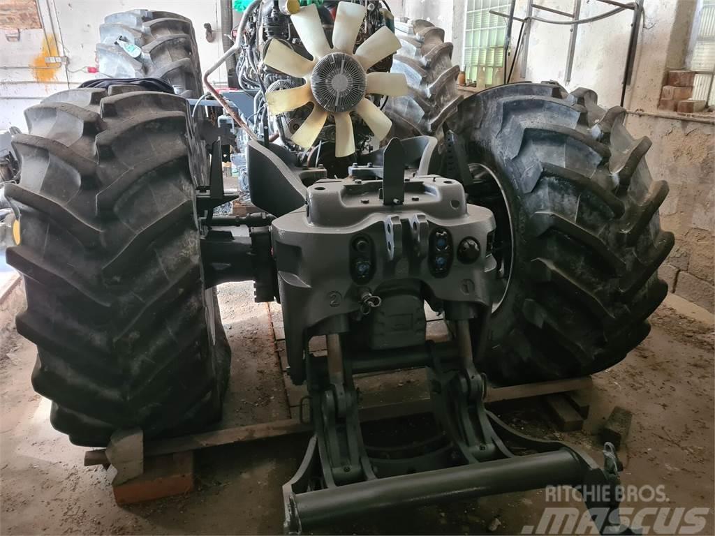 Massey Ferguson 8735 Dyna-VT Tractores compactos