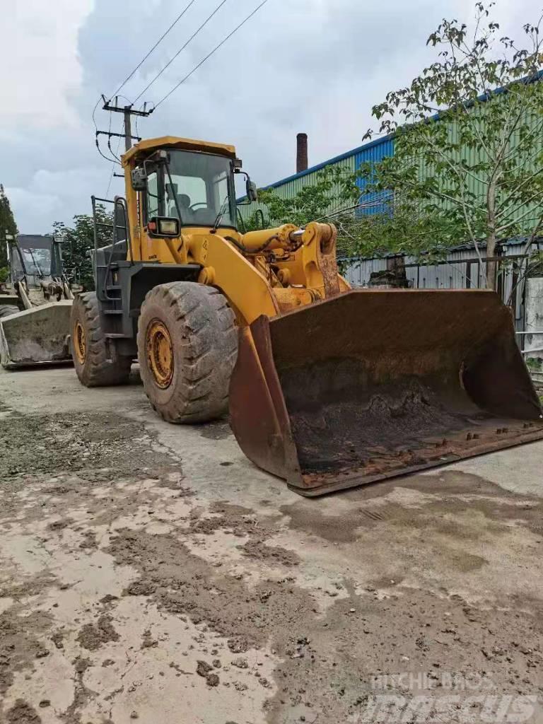 Komatsu WA 500 Cargadoras sobre ruedas