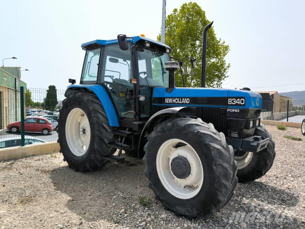 New Holland 8340 Tractores