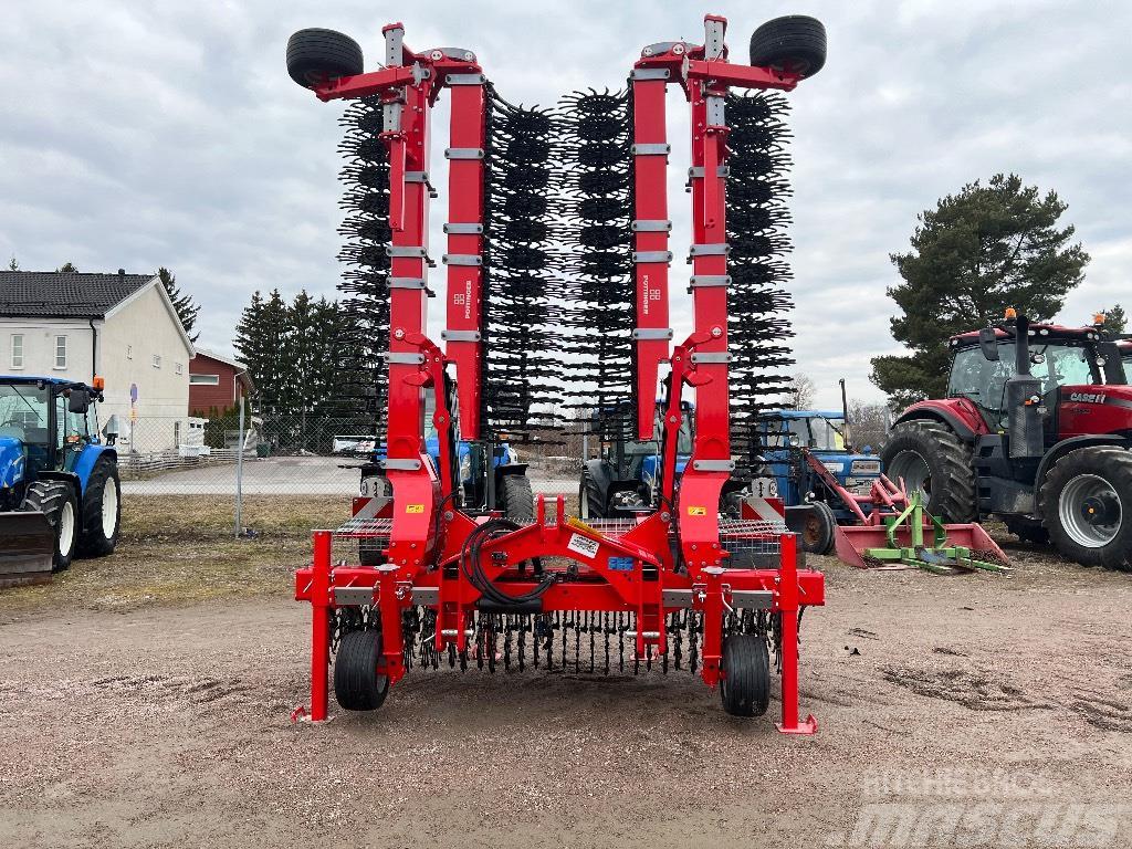 Pöttinger Rotocare V12400 Cultivadoras