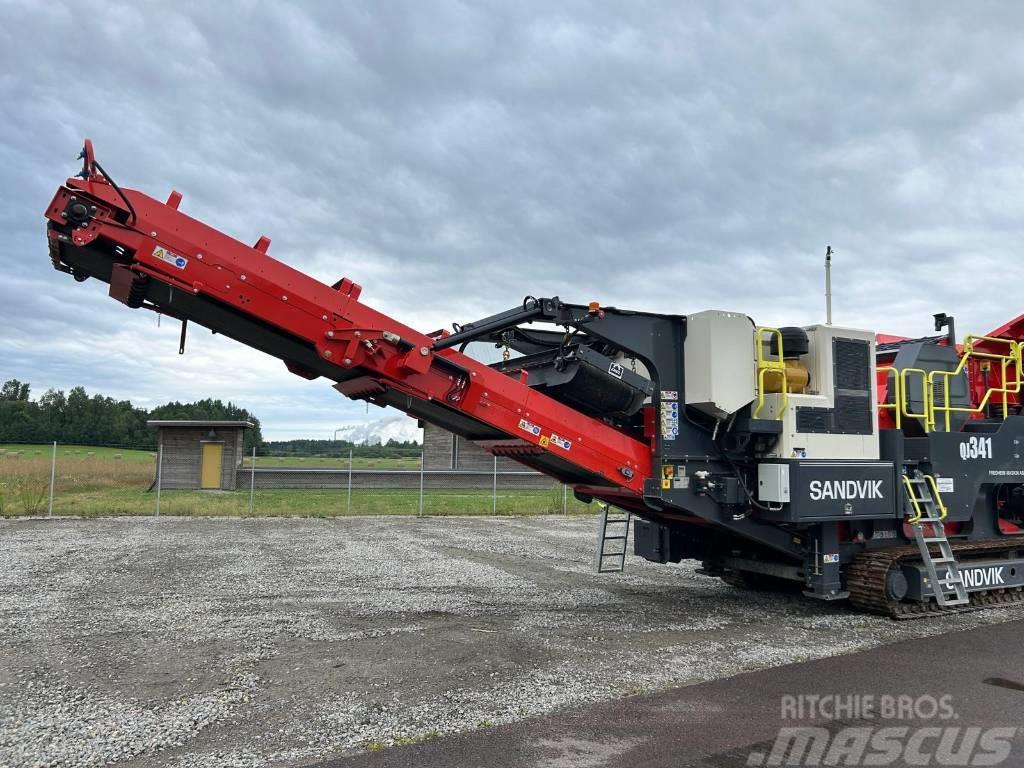 Sandvik QJ 241 Trituradoras móviles