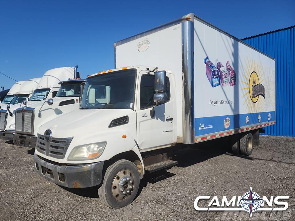 Hino 185 Camiones con caja de remolque