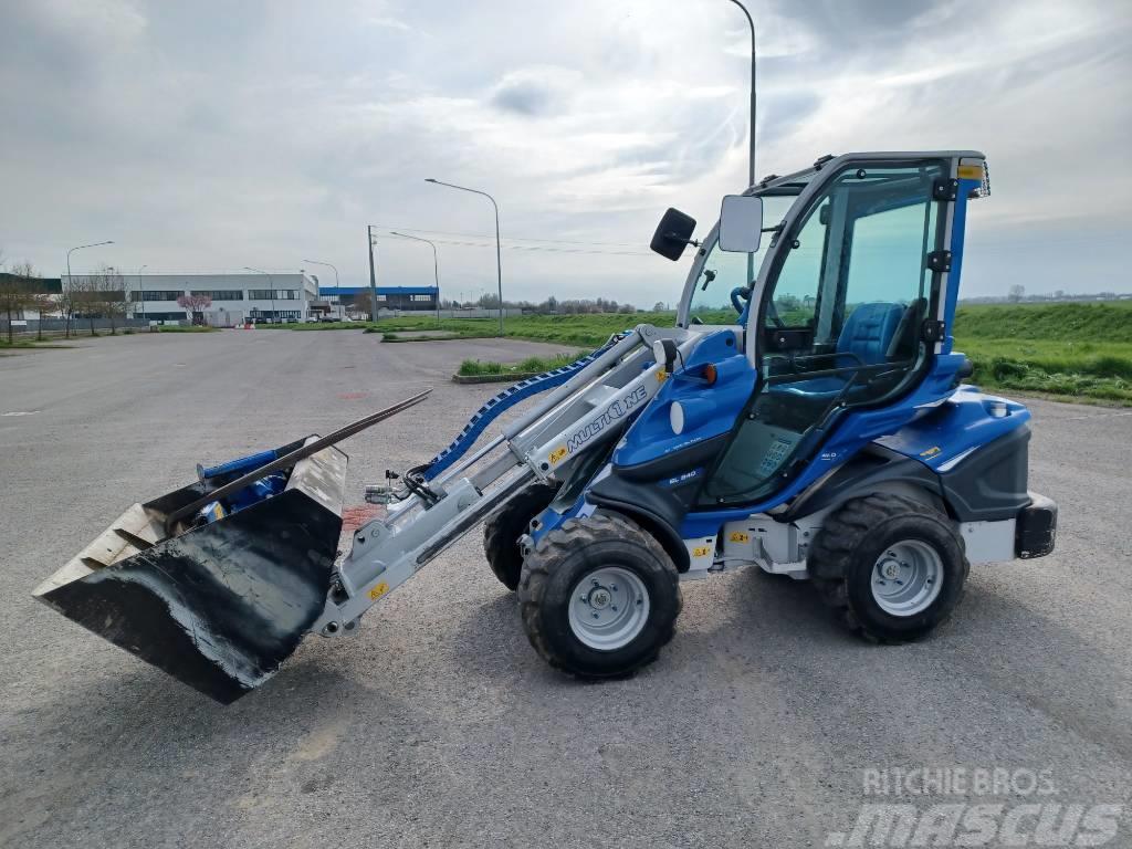 Multione SL840 4WD Minicargadoras