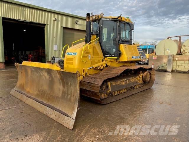 Komatsu D61PXI-24 Buldozer sobre oruga