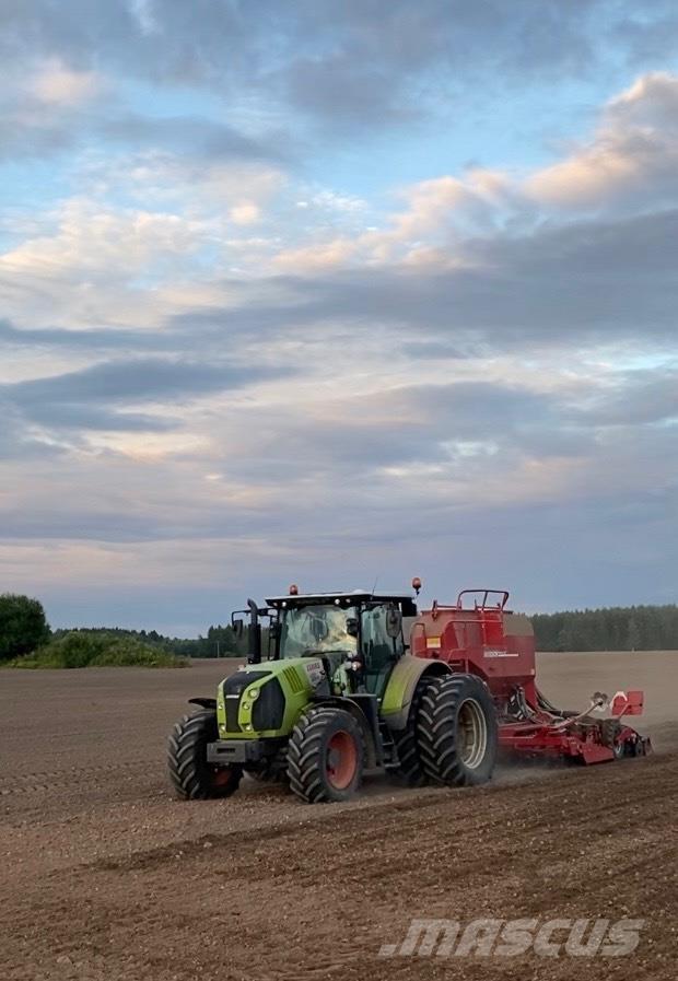 Claas Arion 620 Tractores