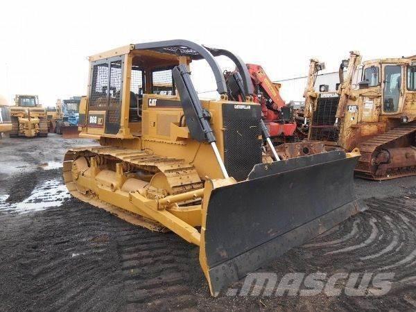 CAT D6G Buldozer sobre oruga