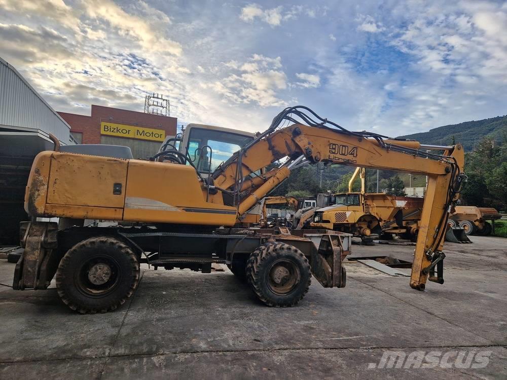 Liebherr A904C Excavadoras de ruedas