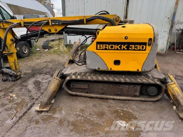 Brokk 330 Excavadoras de demolición