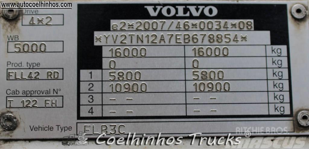 Volvo FL 240 Camiones con caja de remolque