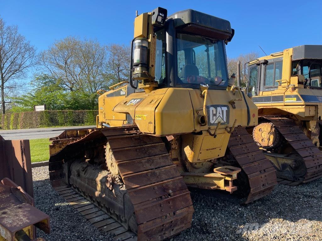 CAT D6N Buldozer sobre oruga