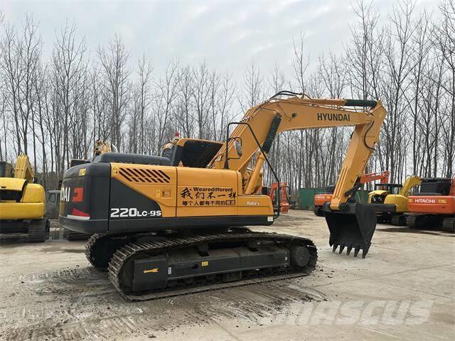 Hyundai R220LC-9S Excavadoras sobre orugas