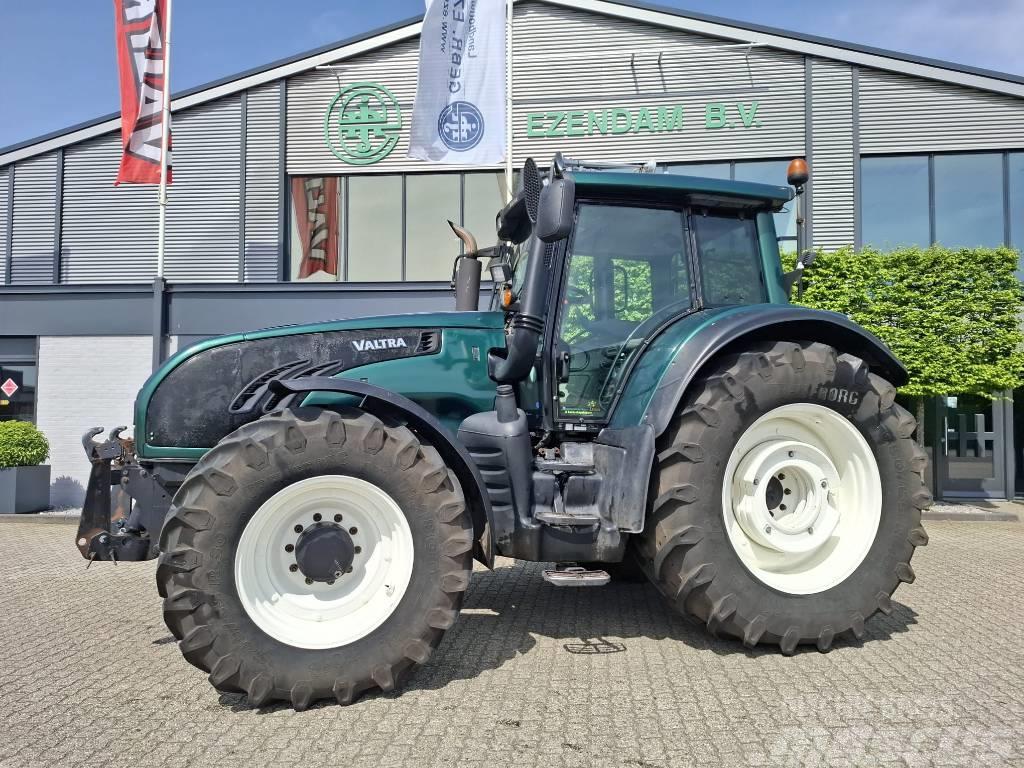 Valtra T 202 Tractores