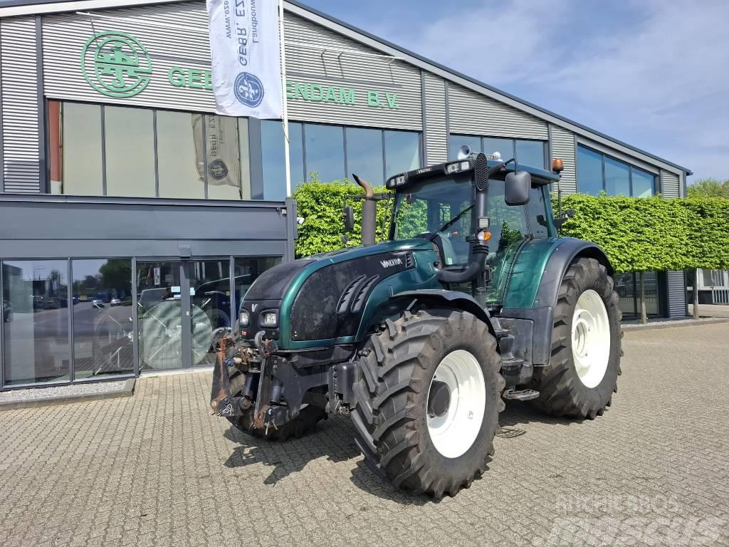 Valtra T 202 Tractores