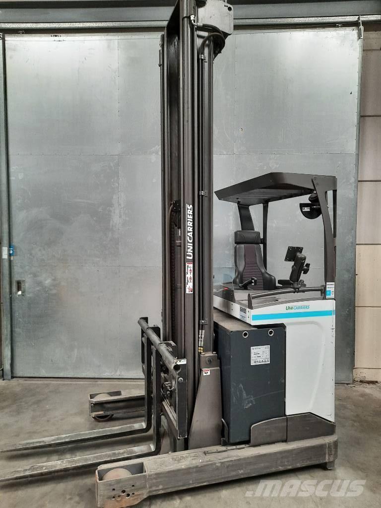 UniCarriers 200DTFVRF895UMS Montacargas de alcance de gran altura