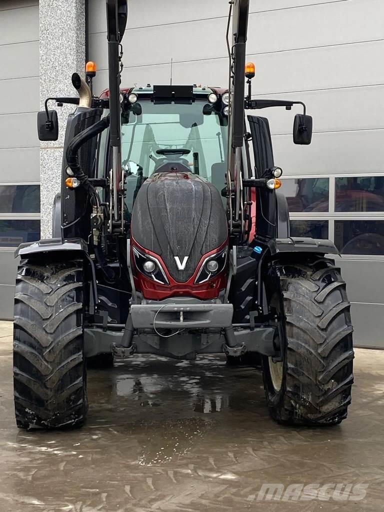 Valtra T144S Tractores