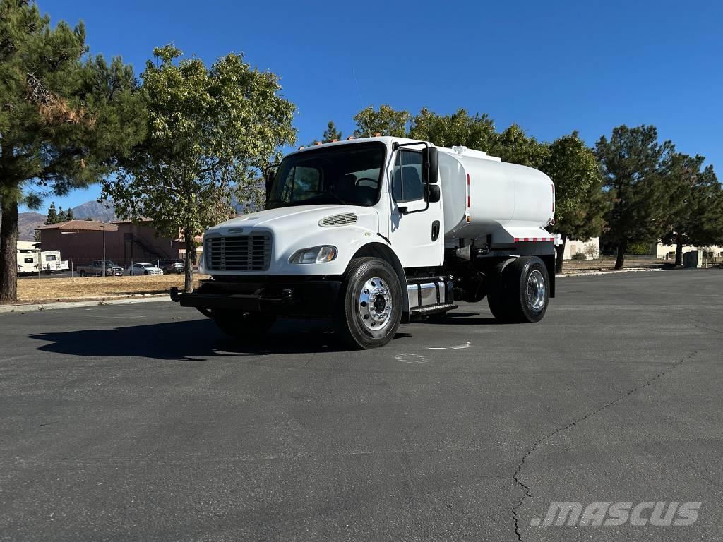 Freightliner M2 Camiones cisterna