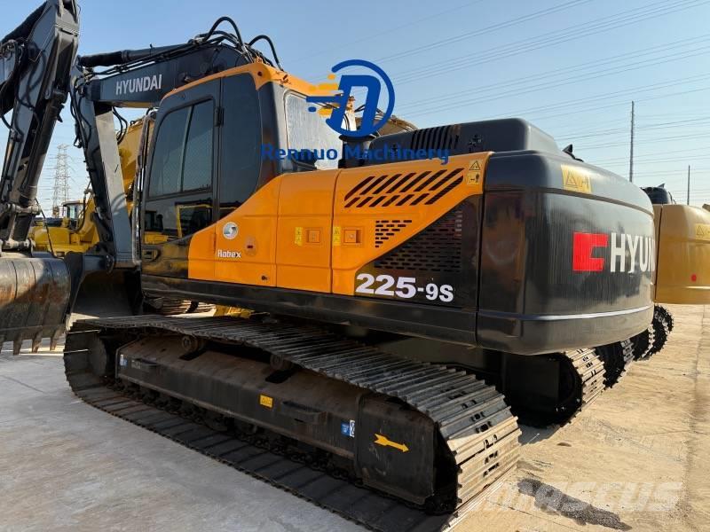 Hyundai 225-9S Excavadoras sobre orugas