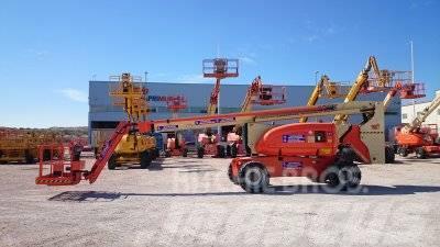 JLG 800 AJ Plataformas con brazo de elevación manual