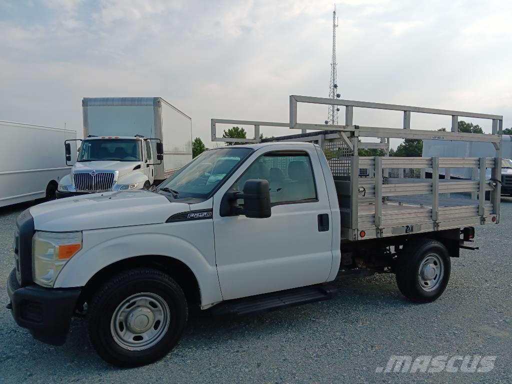 Ford F 250 Camiones de cama baja