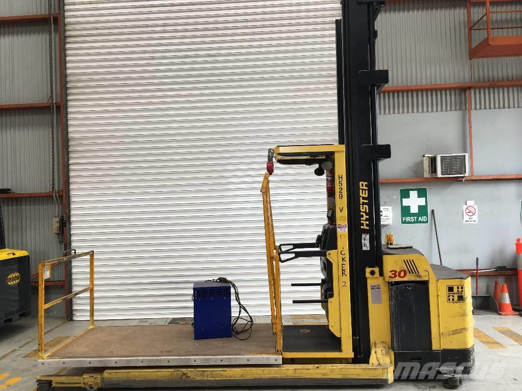 Hyster R30XMF3 Montacargas recogepedidos de gran altura