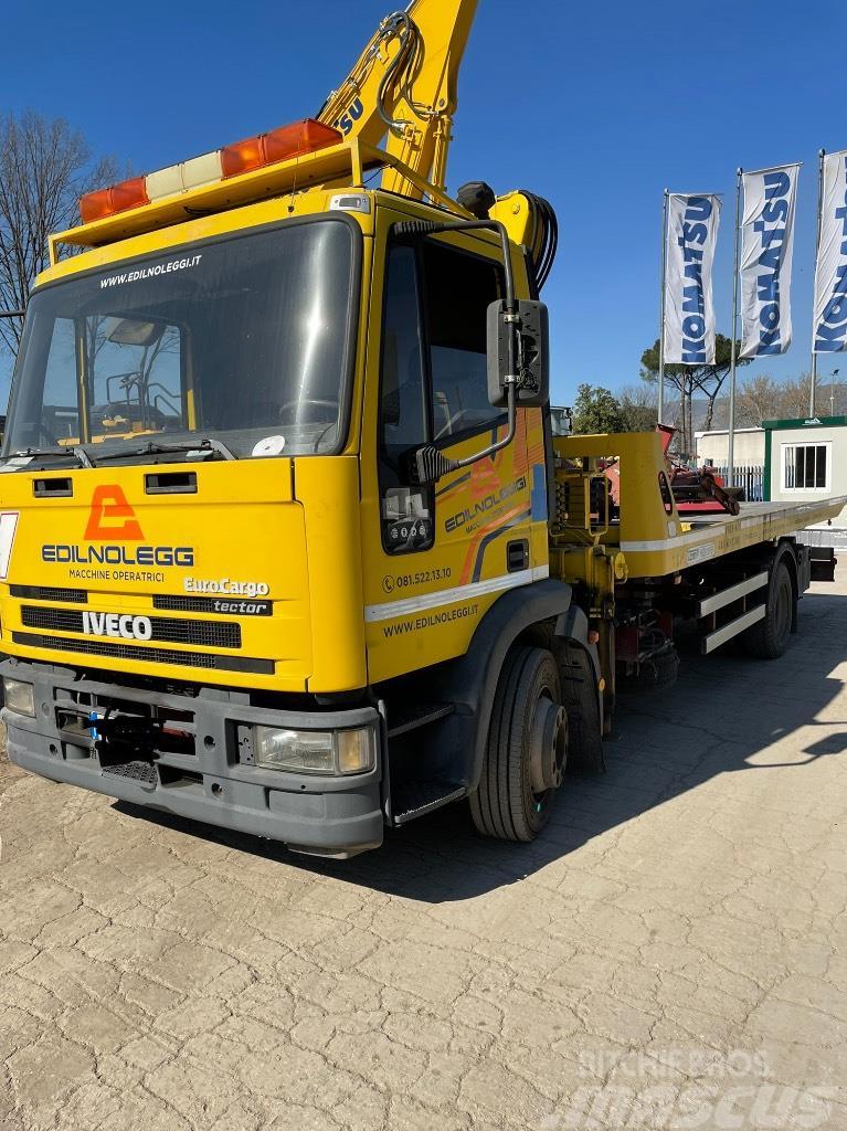 Iveco 120E 18 Grúas cargadoras