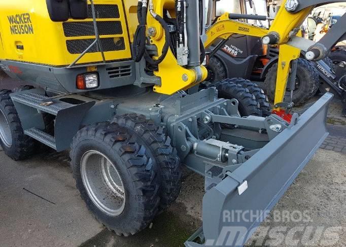 Neuson EW100 Miniexcavadoras