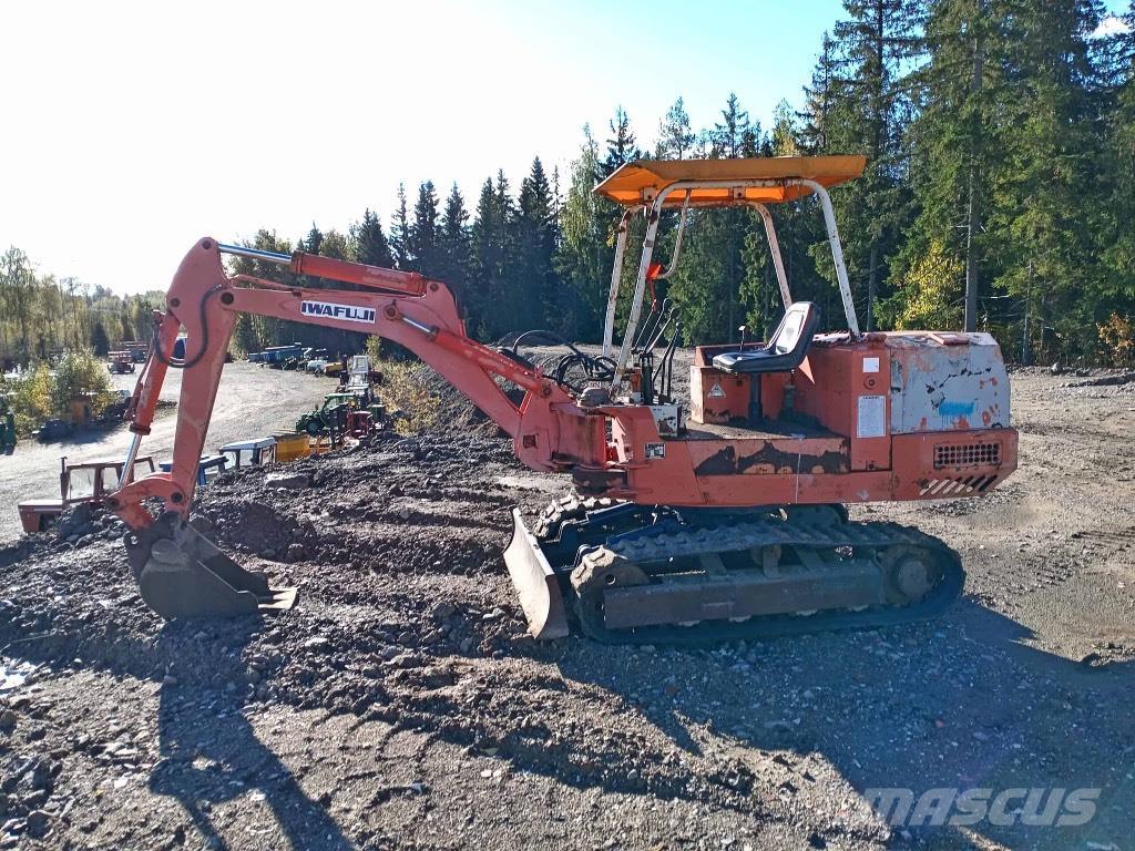  Iwafuji CT-250 Miniexcavadoras