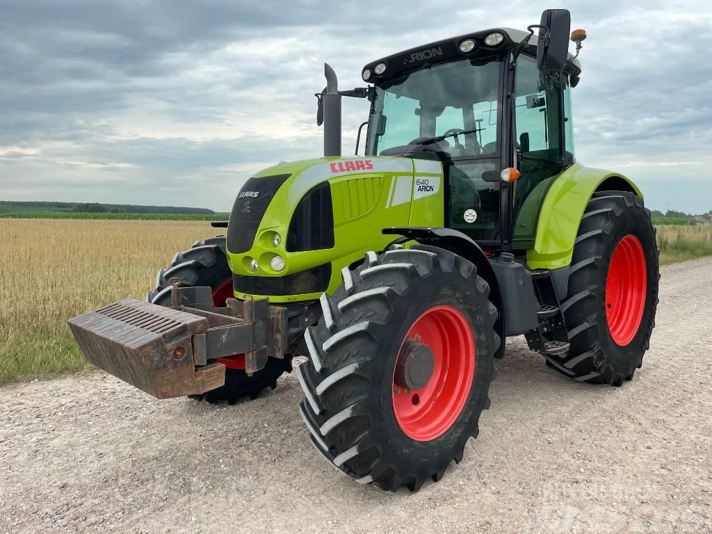 CLAAS Arion 640 Tractores