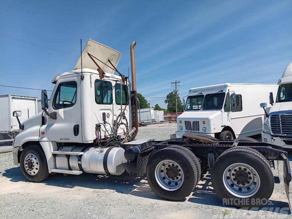 Freightliner Cascadia 113 Camiones tractor