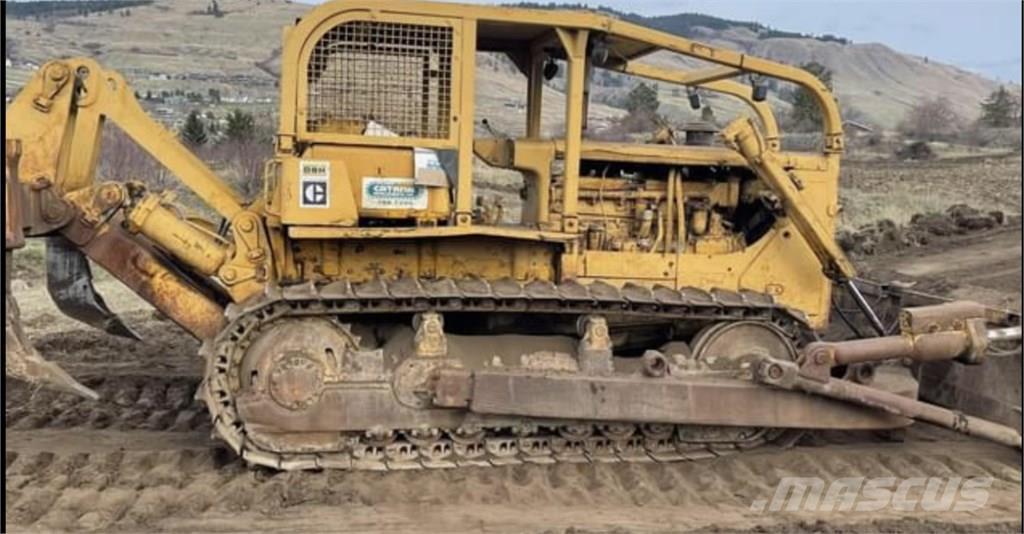 CAT D8H Buldozer sobre oruga