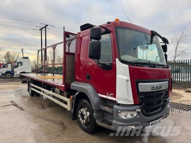 DAF LF180 Camiones de cama baja