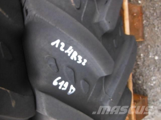 Kleber 12.4R32 Ruedas