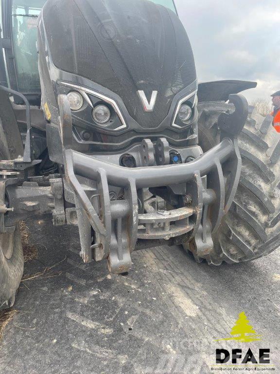 Valtra S 374 Tractores