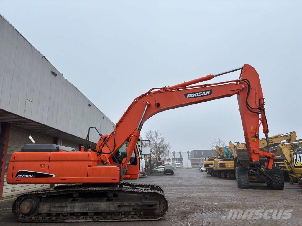 Doosan DX300LC Excavadoras sobre orugas