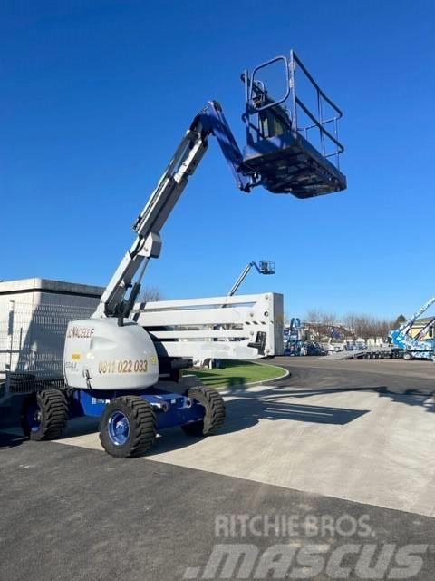 JLG 450 AJ Plataformas con brazo de elevación manual