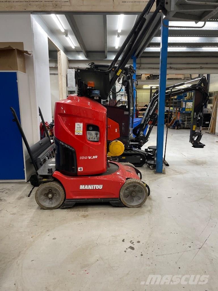 Manitou 100 VJR Plataformas con jaula de elevación